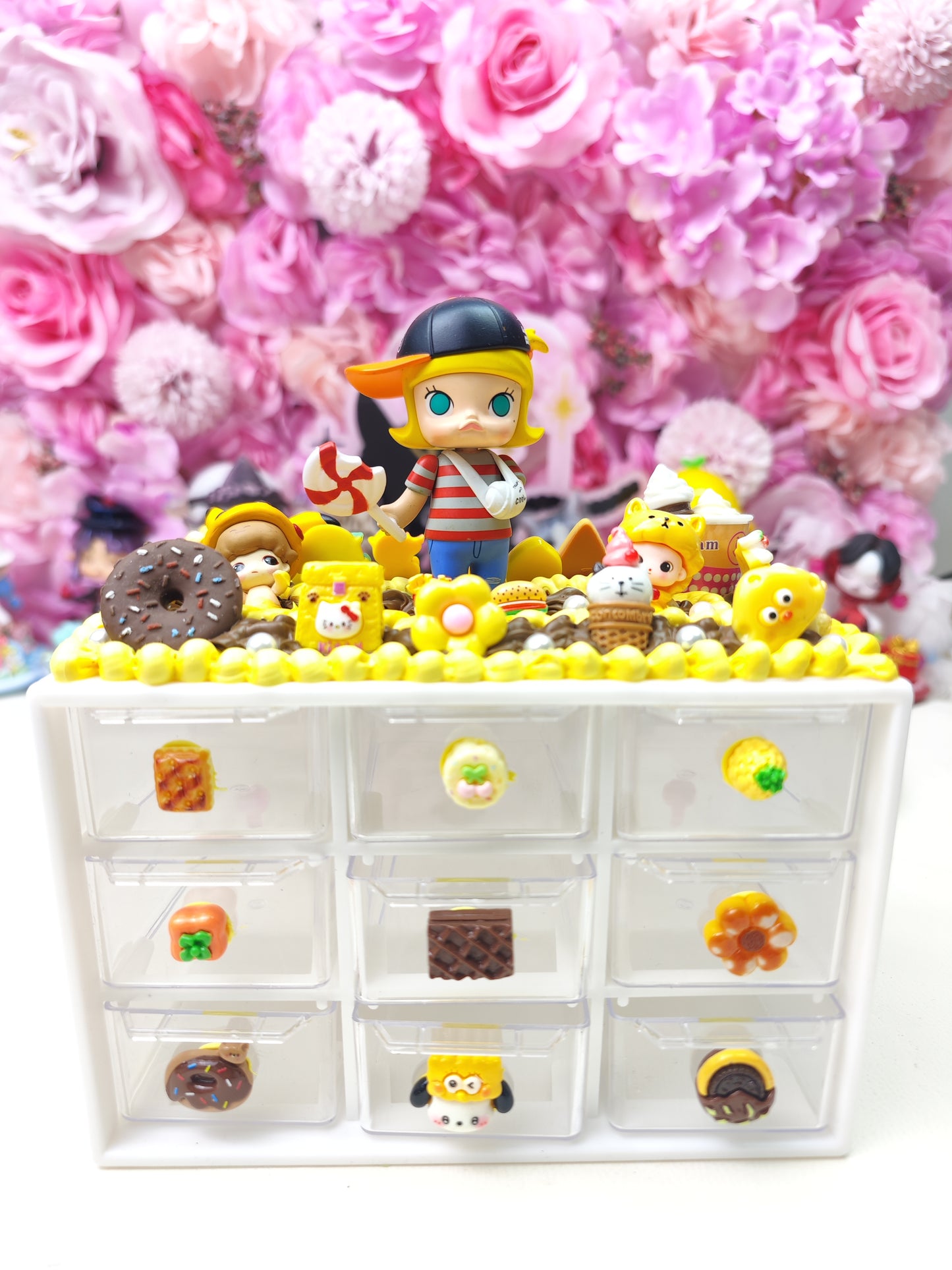 DIY Whipped Cream Glue Kit with Box & Cute Accessories – Creative Decoration Set for Crafts, Phone Cases, Jewelry & More